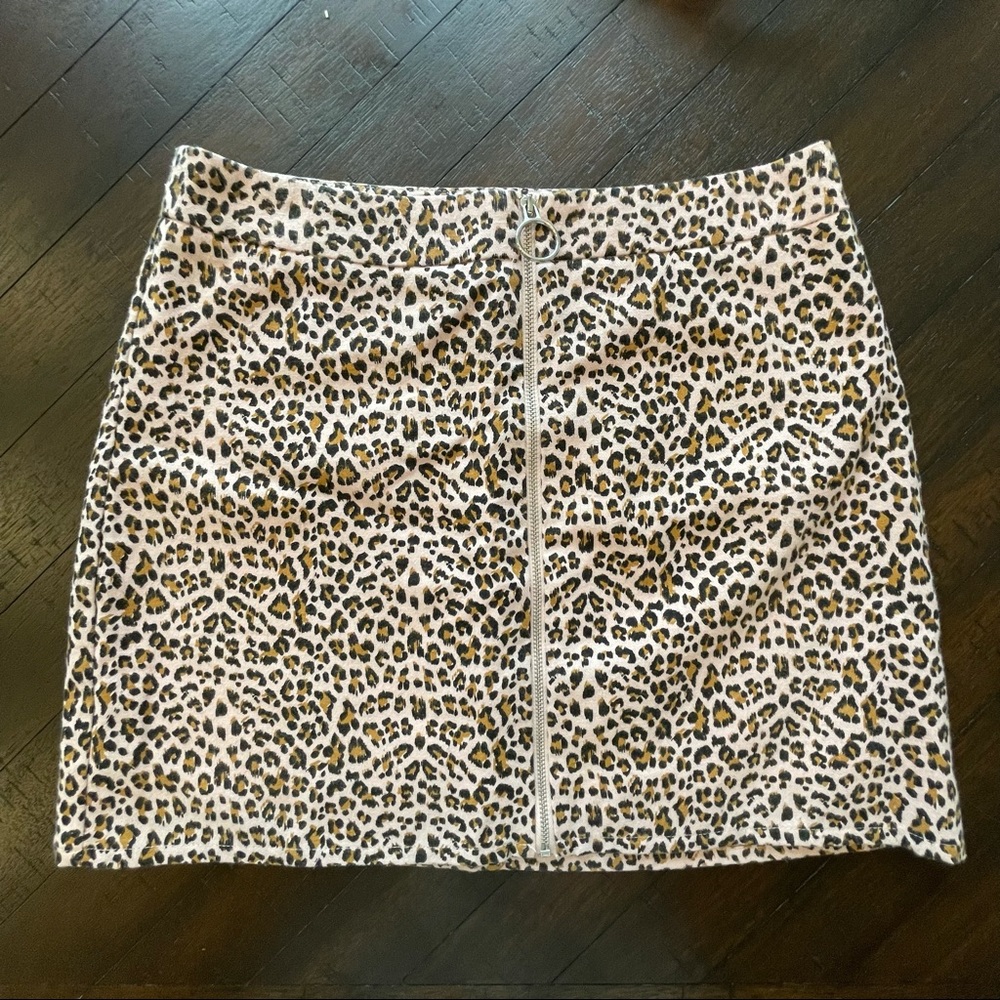 Light Pink Cheetah Skirt Size Small
